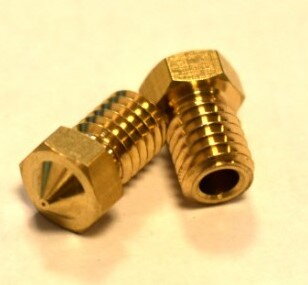 Tryska mosadzná 12,5 mm priem.0,4 mm, filament 2,85mm Tryska mosadzná 12,5 mm priem.0,4 mm, filament 2,85mm